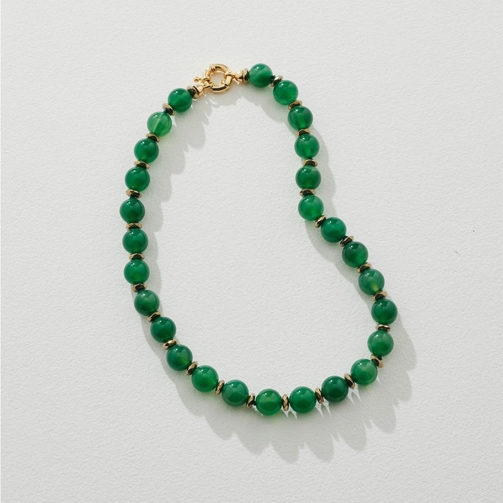Necklace with natural gemstones